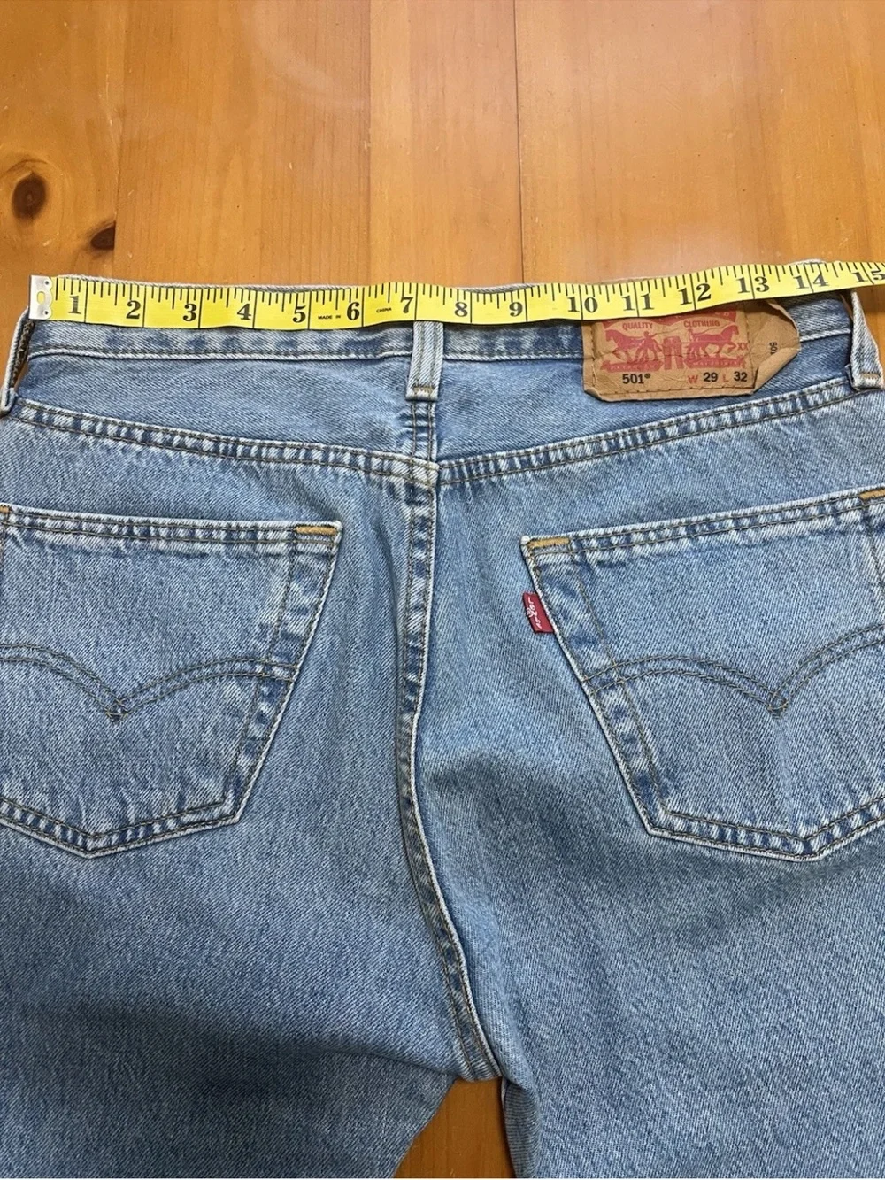 Levi’s 501 Men’s Jeans Tag 29x32 Softened Denim Medium Wash 0134 Exc Cond